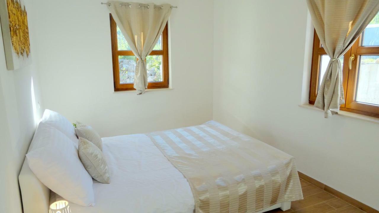 Villa Anna Kornić Buitenkant foto